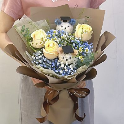 Cute Graduation Mix Bouquet