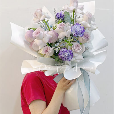 Lilac Roses mix flower bouquet